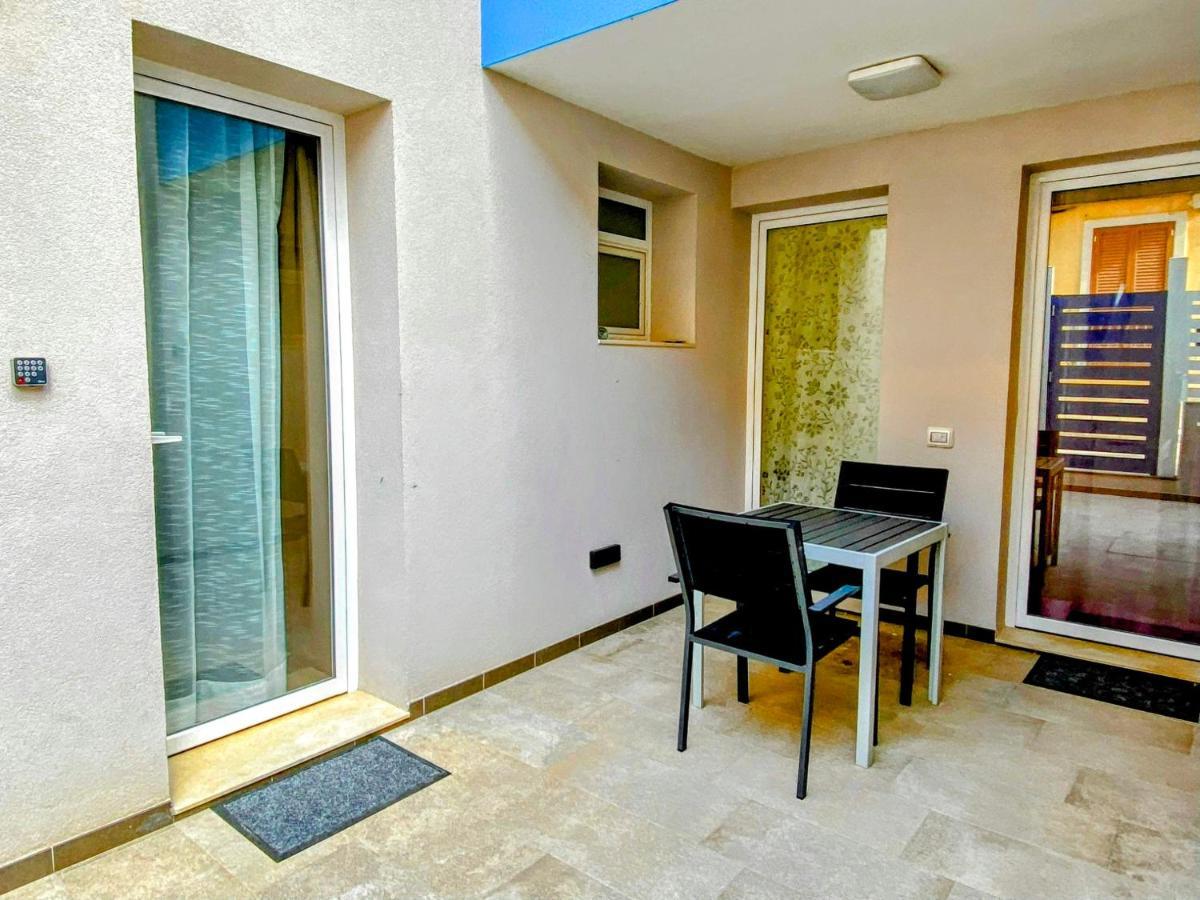 Casa Med Apartment Marina di Ragusa Exterior photo